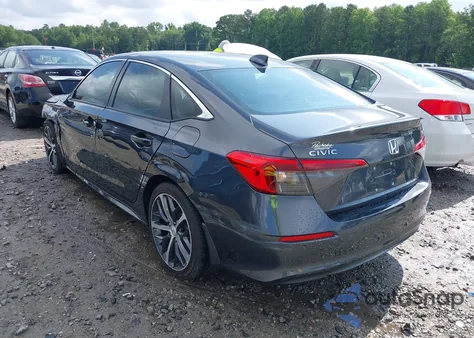 2024 Honda Civic Touring z USA, uszkodzony, nr VIN 2HGFE1F97RH315217
